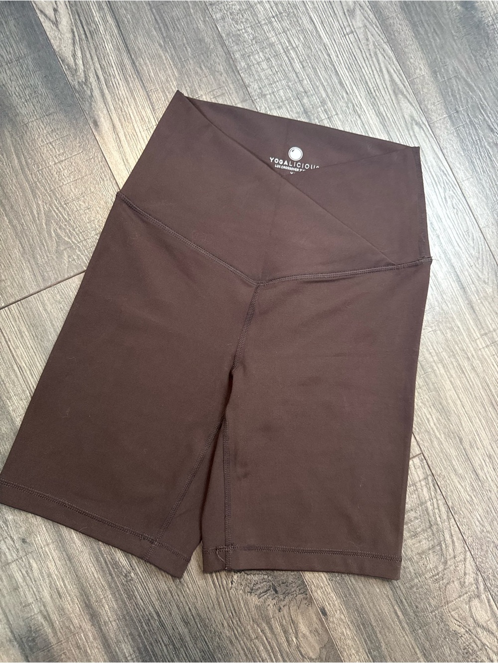 Yogalicious | Lux Crossover 7” Short